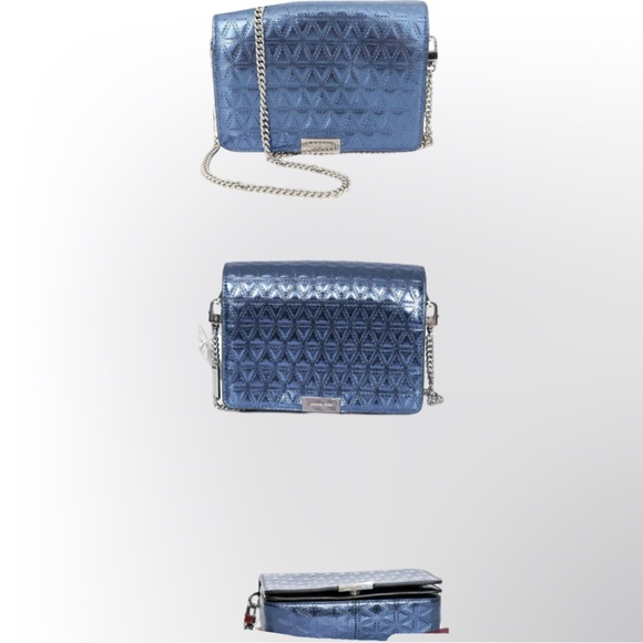 Michael Kors Leather Quilted Pyramids Gusset
Clutch Crossbody steel blue new - Picture 4 of 10